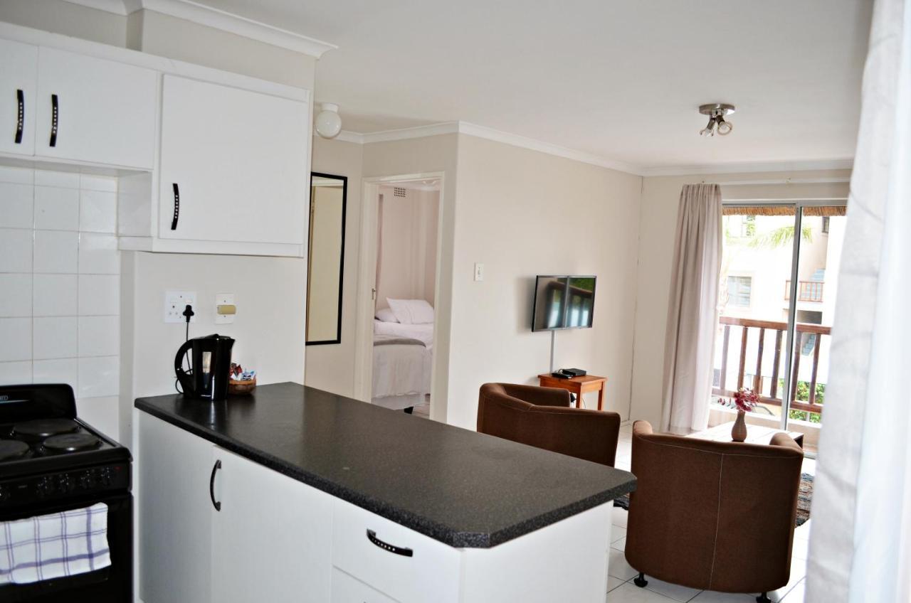 Broadway Self Catering Apartments Durbanville Exterior foto
