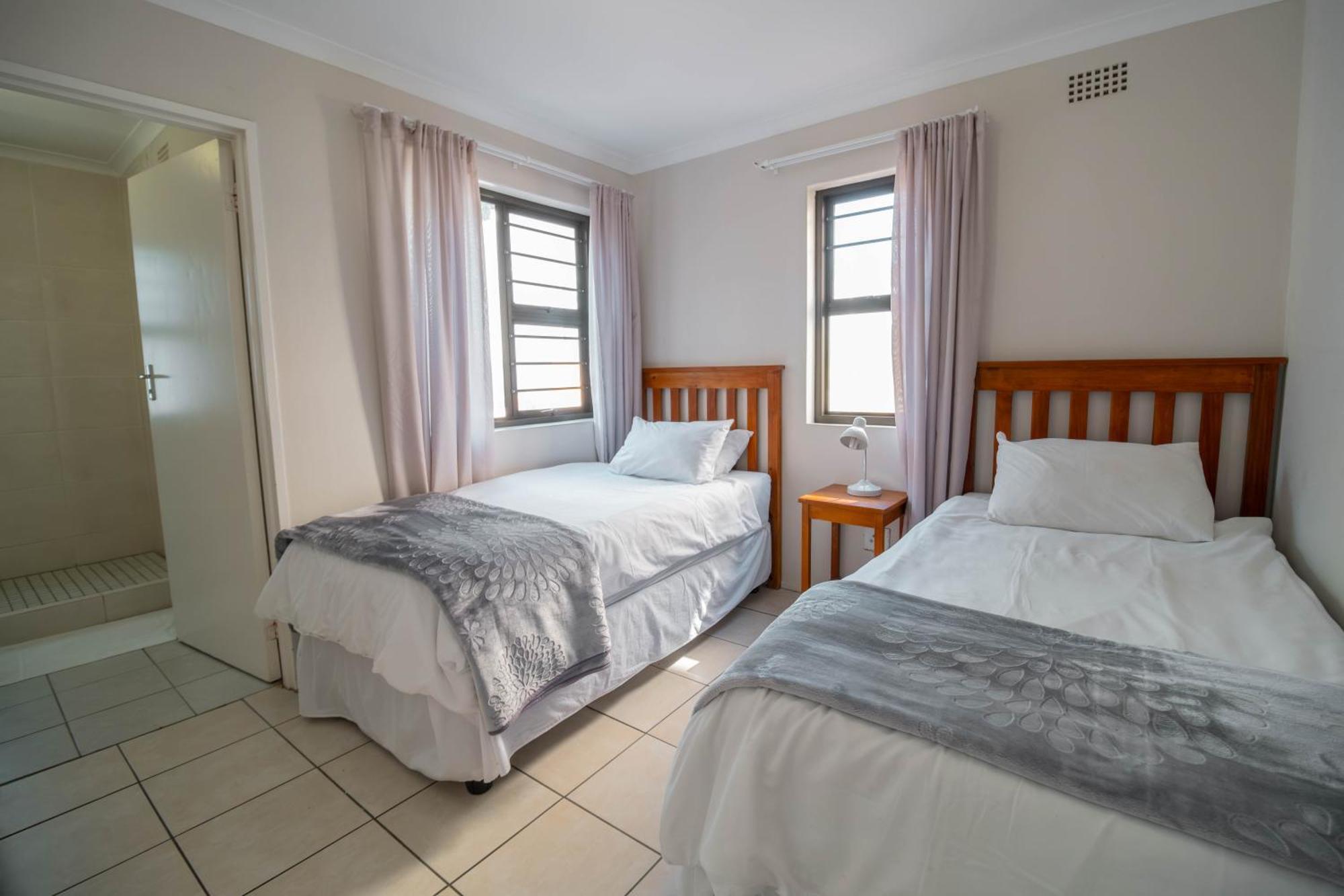 Broadway Self Catering Apartments Durbanville Exterior foto